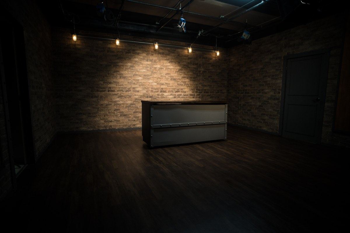 Epic Brick Wall Sound Stage